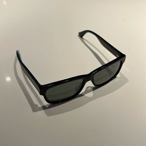 Gucci Men Sunglasses Black